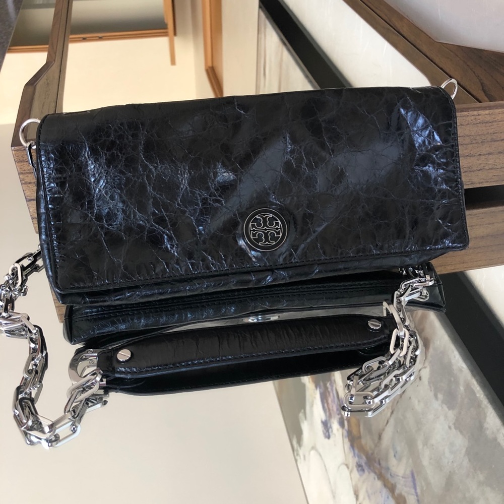Tory Burch distressed leather purse - Picture 3 of 7